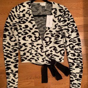 Black/white leopard sweater